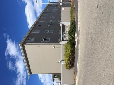 Apartment / Flat For Rent in Muizenberg, Cape Town