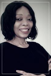 Naomi  Roqoza, estate agent