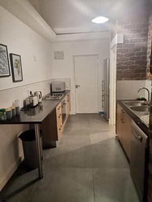Apartment / Flat For Rent in Woodstock, Cape Town