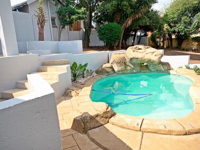 House For Rent in Weltevreden Park, Roodepoort