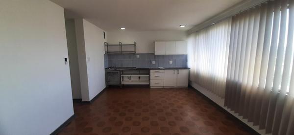 Apartment / Flat For Rent in Parow, Parow
